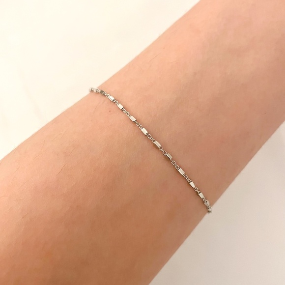 925 Sterling Silver Dainty Minimalist Bracelet Thin Link Stacking Bracelet - Picture 5 of 8